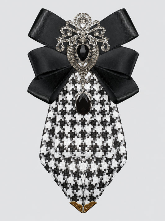 Savile PL0002 Men's Black & White Houndstooth Bow Tie – Adjustable neck strap and clasp