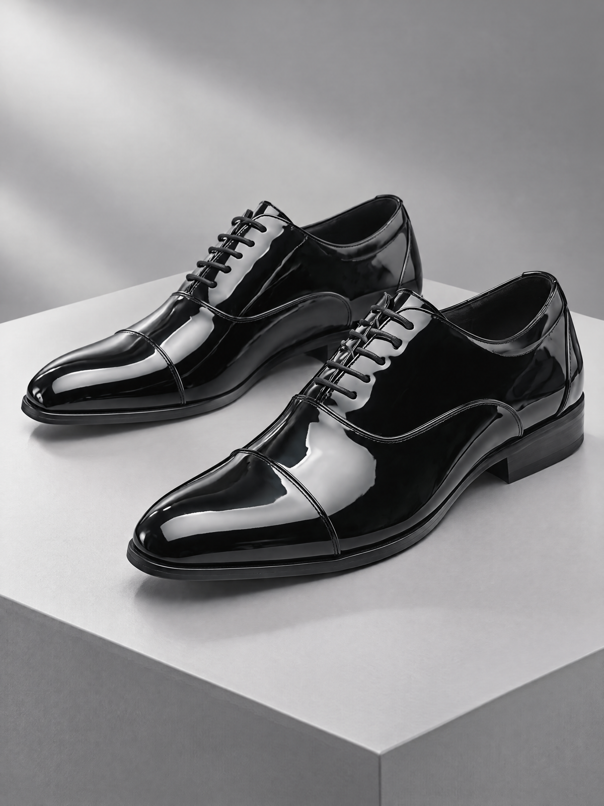 Savile Men's Black Patent Leather Oxford Dress Shoes - Sleek Lateral Side Profile View