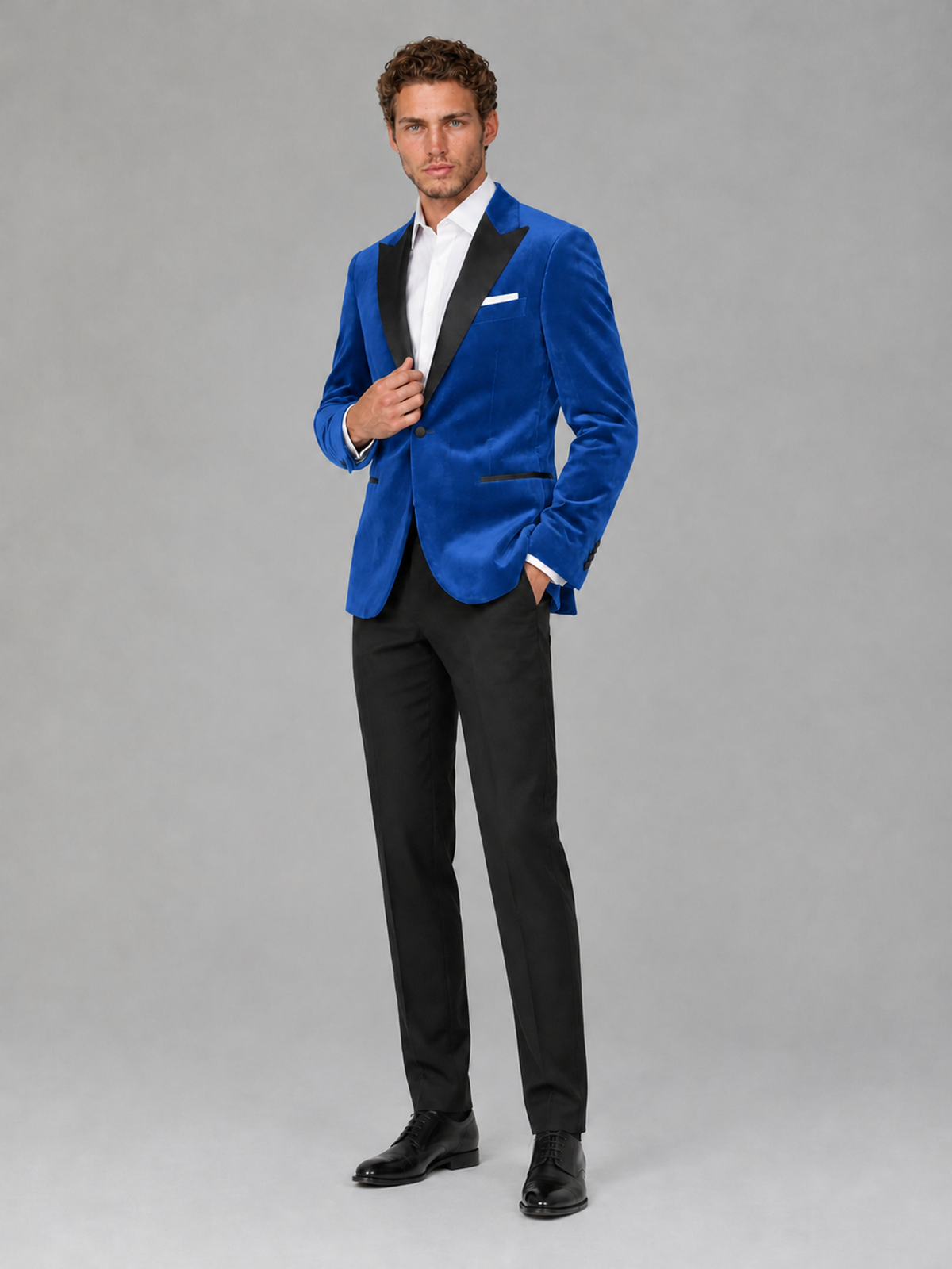 Savile Men's Blue Velvet Peak Lapel 2-Piece Tuxedo Suit Set | Jacket & Trousers - Blue