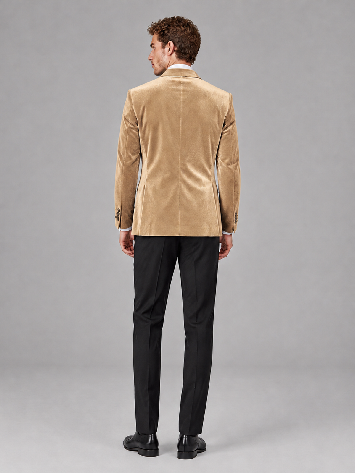 Savile Men's Champagne Velvet Peak Lapel 2-Piece Tuxedo Suit Set | Jacket & Trousers - Champagne