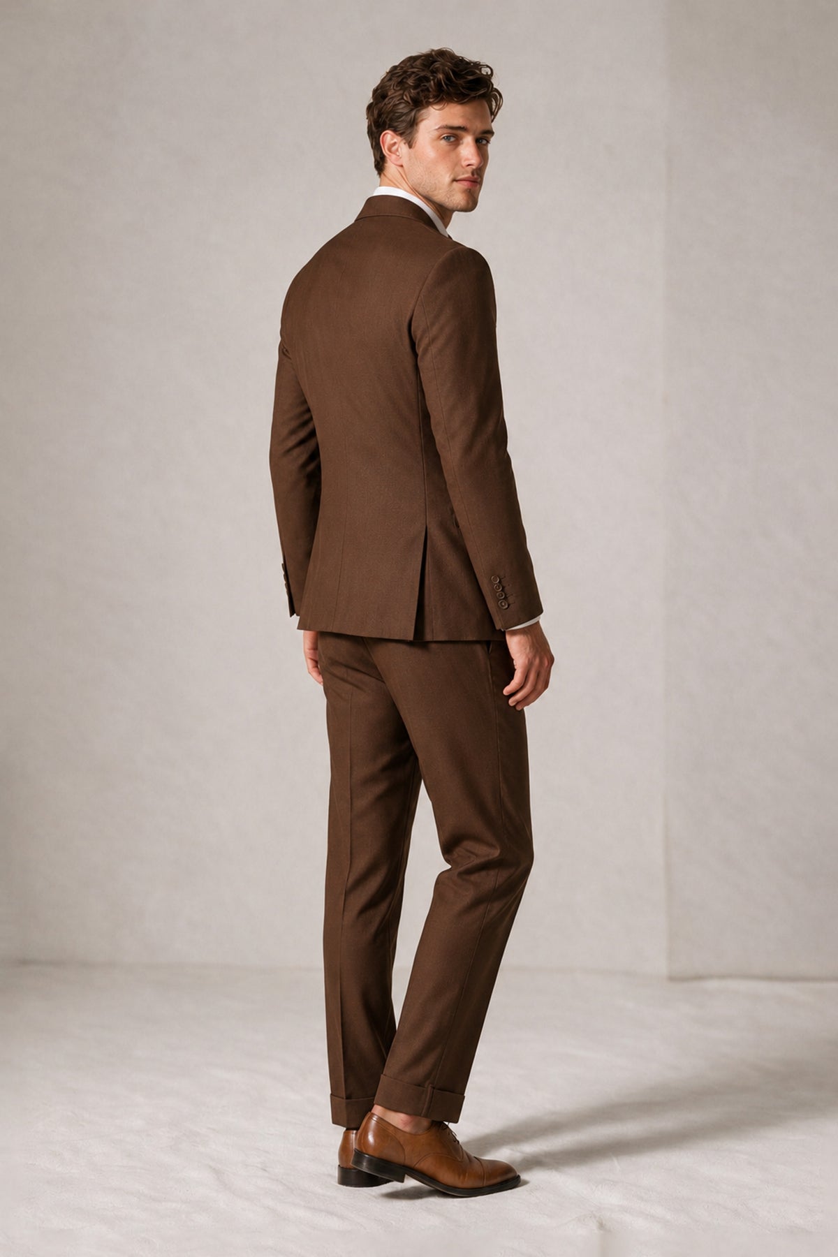 Savile Men's Chocolate Double-Breasted Slim Fit 2-Piece Suit Set – Peak Lapel Blazer & Cuffed Trousers | Wedding Prom Formal - Chocolate