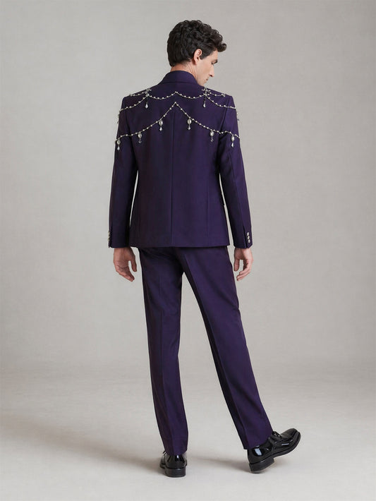 Savile Crystal Chain 4-Piece Suit – Three-quarter front view hand in pocket