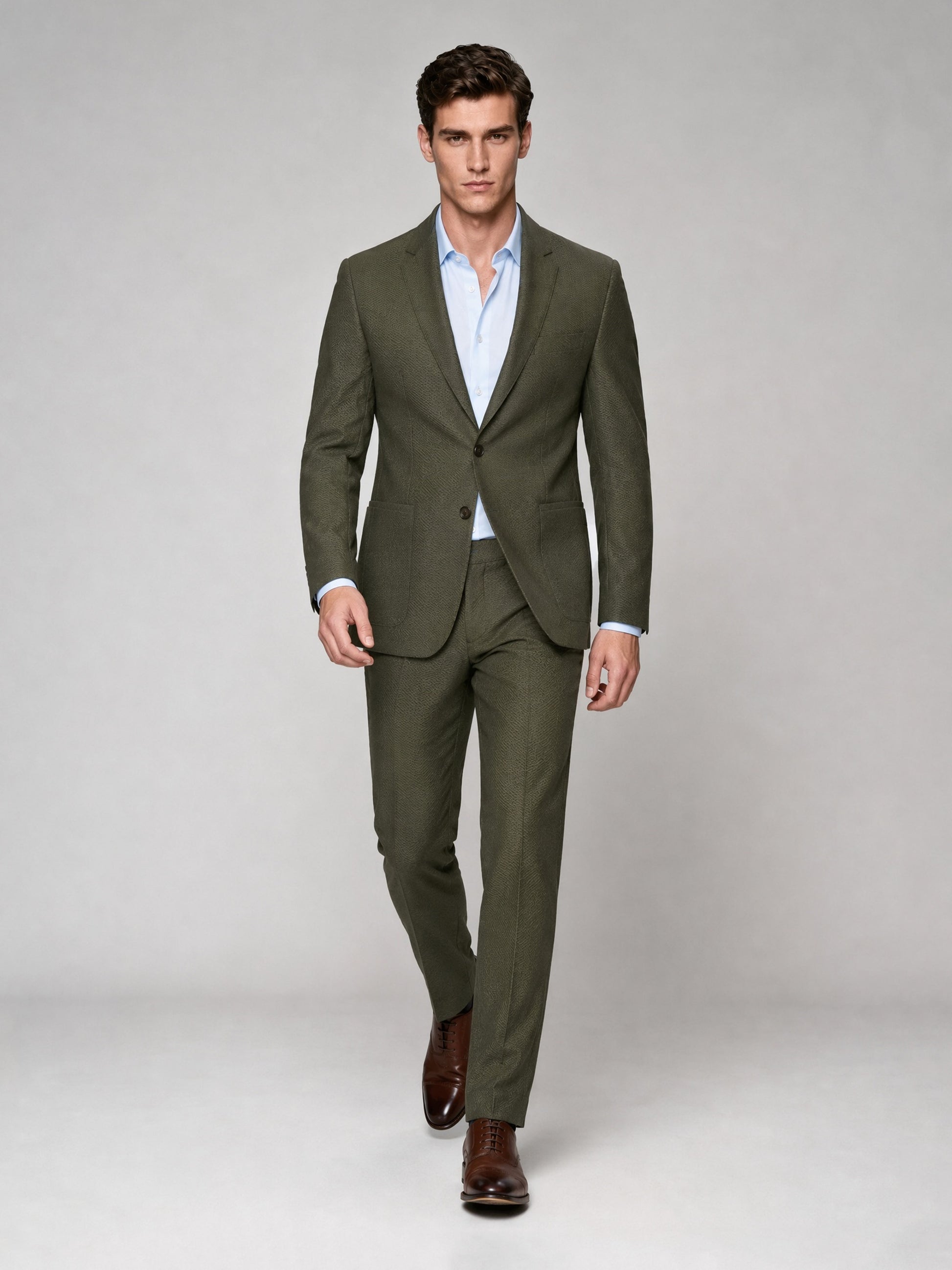 Savile GA0033 Olive Green 2-Piece Suit – Front upper body close-up, lapel detail