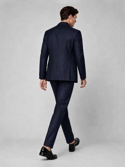 Savile GA0041 Navy Blue 2-Piece Suit – Front upper body close-up, notch lapel detail