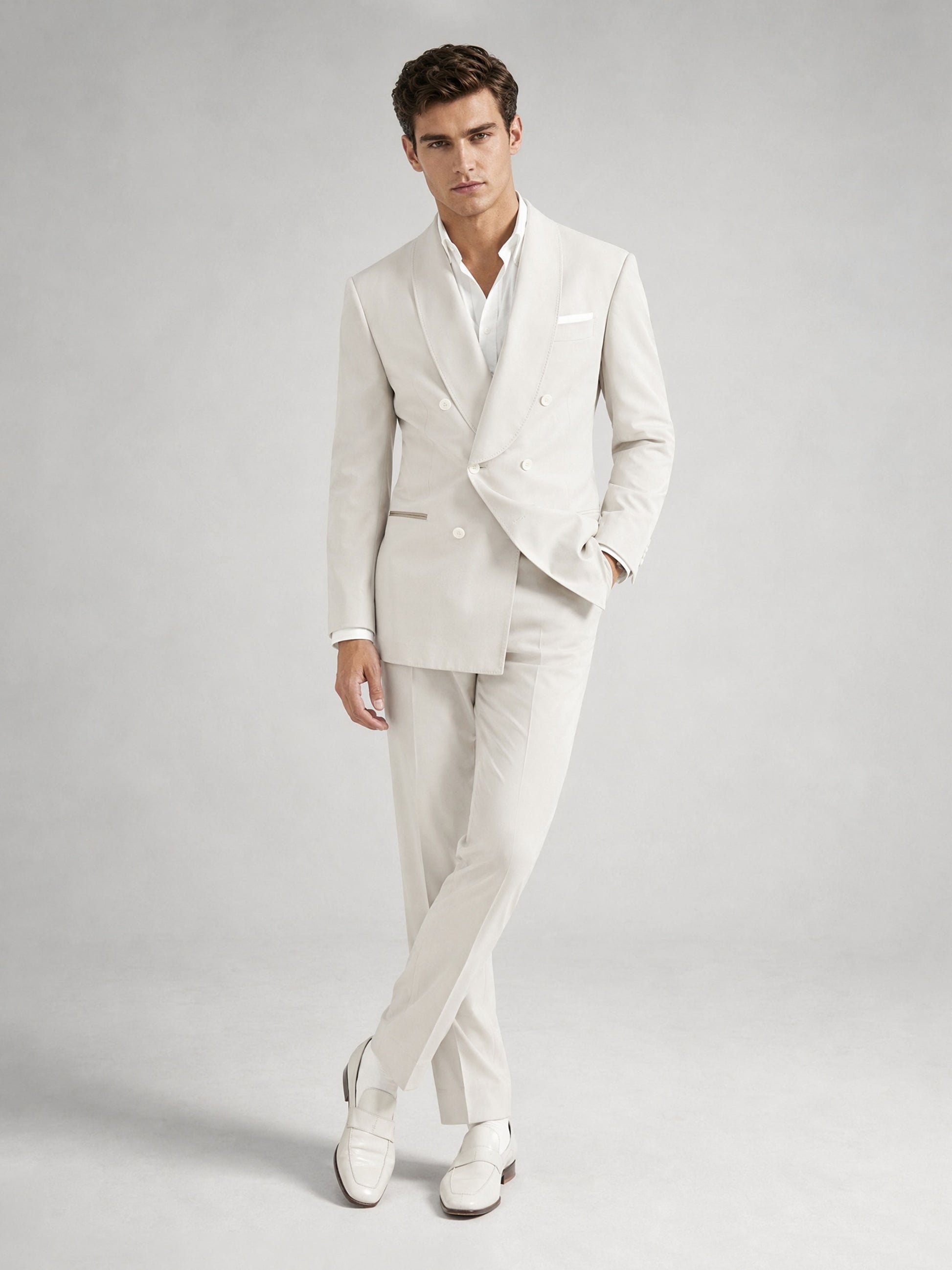 Savile GA0058 ivory white 3-piece suit set – upper body front view showing double-breasted peak lapel blazer and open-collar shirt