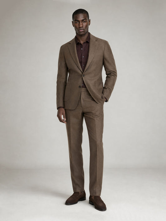 Savile GA0075 tan camel linen unstructured suit – upper body front view showing notch lapel, two-button closure and dark brown open-collar knit shirt