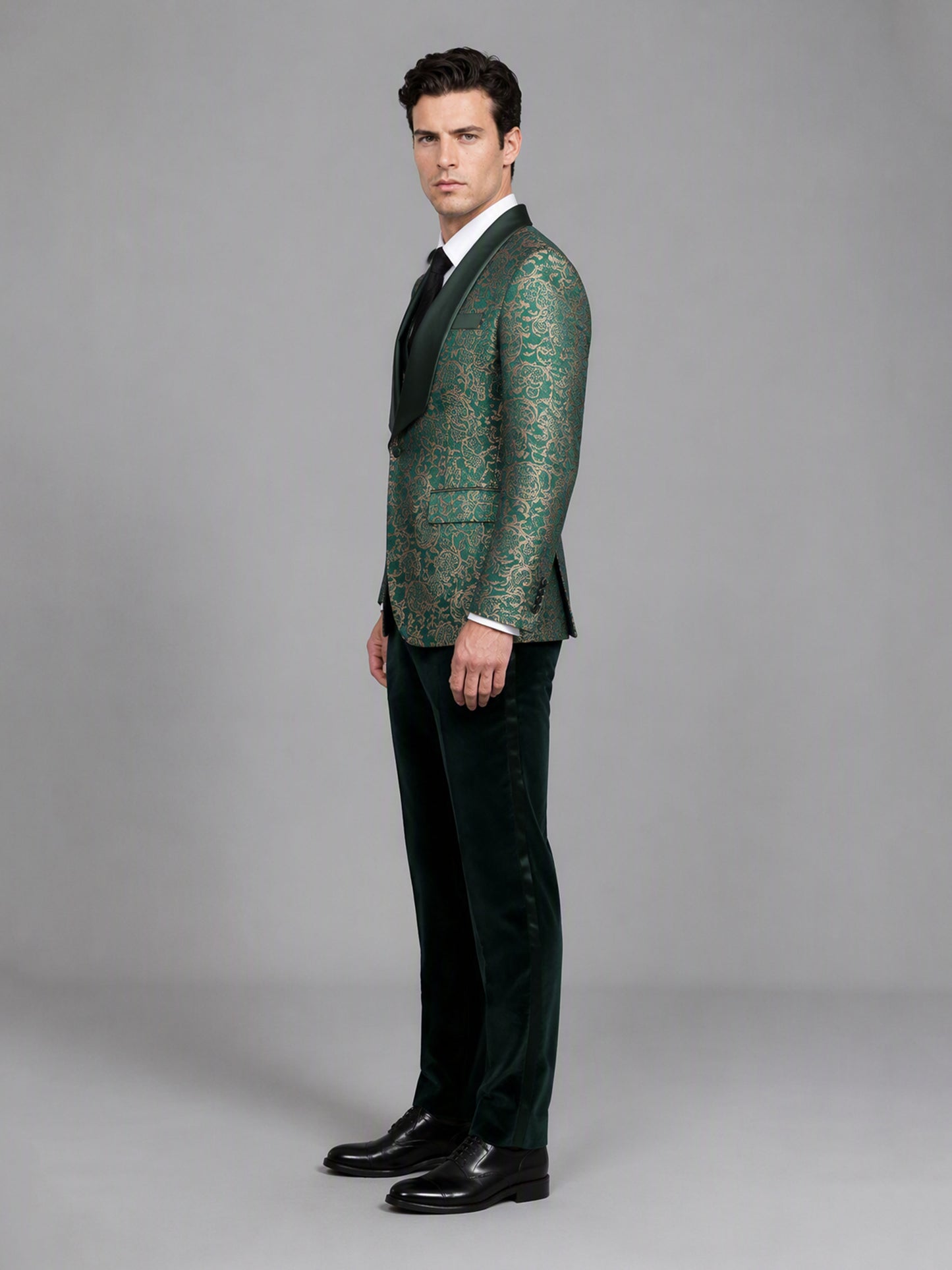 Savile GA0170 Men's Emerald Green Gold Paisley Jacquard Tuxedo – Back View Showing Full Gold Paisley Jacquard Coverage & Velvet Trousers