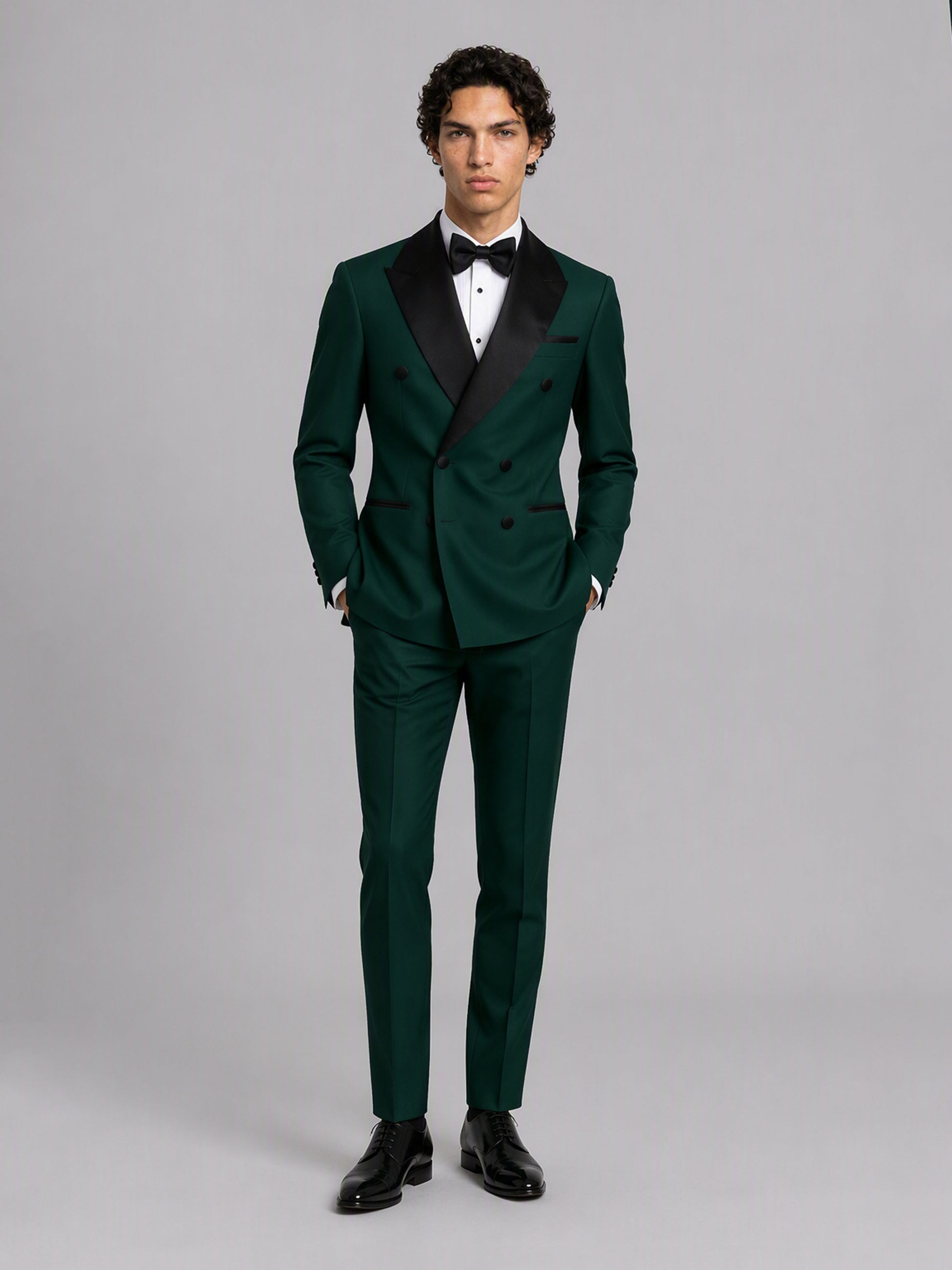 Savile GA0171 Men's Emerald Green Double-Breasted Black Satin Peak Lapel Tuxedo – Front Close-Up with Black Bow Tie & Peak Lapel Detail
