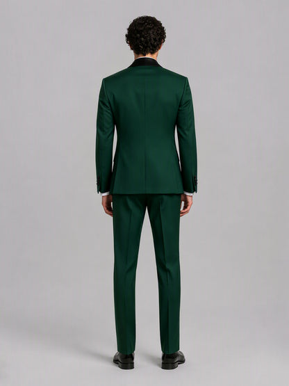 Savile GA0171 Men's Emerald Green Double-Breasted Black Satin Peak Lapel Tuxedo – Front Full Body View with Black Bow Tie & Black Oxford Shoes
