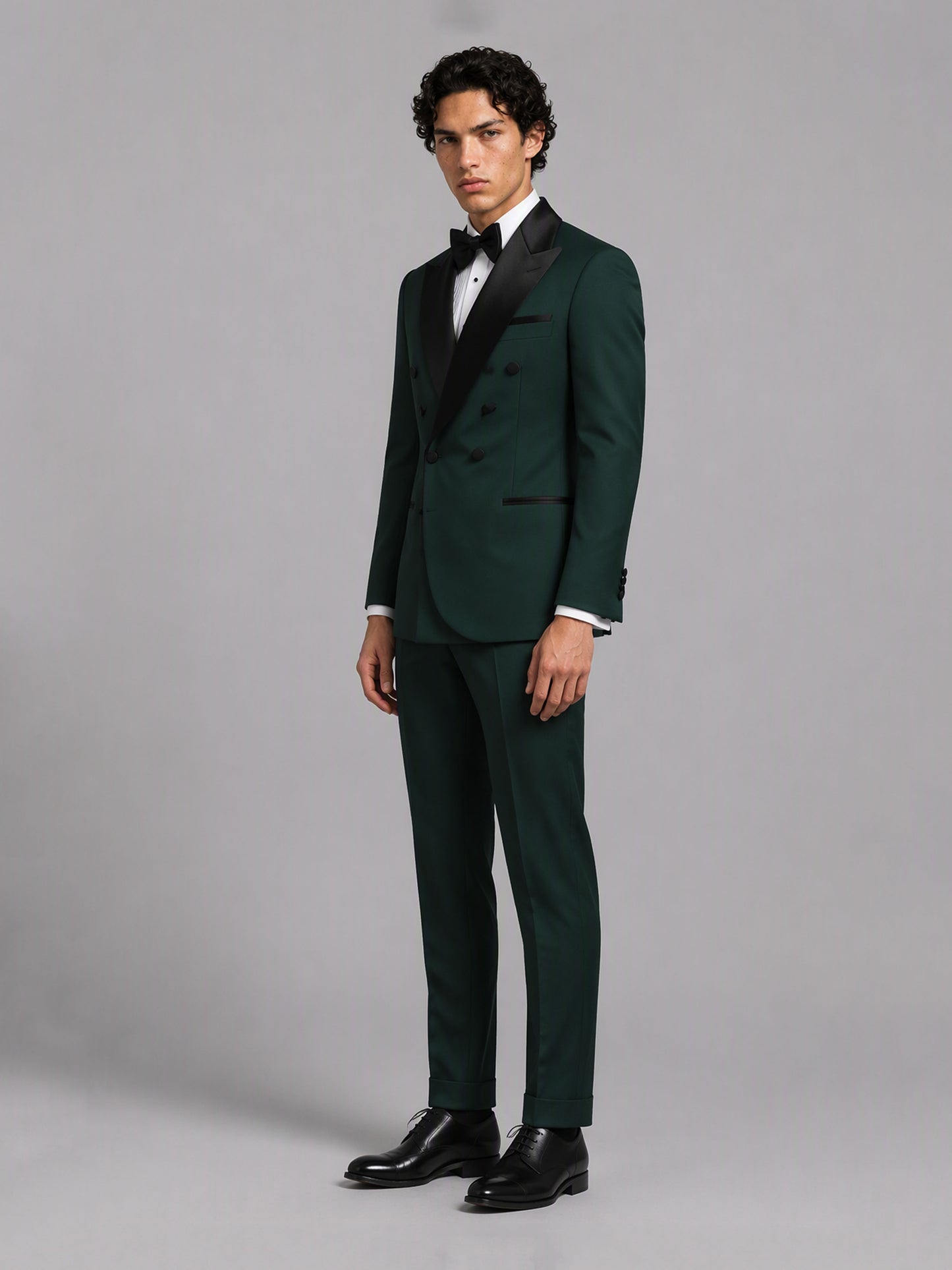 Savile GA0171 Men's Emerald Green Double-Breasted Black Satin Peak Lapel Tuxedo – Side Profile View with Black Oxford Shoes