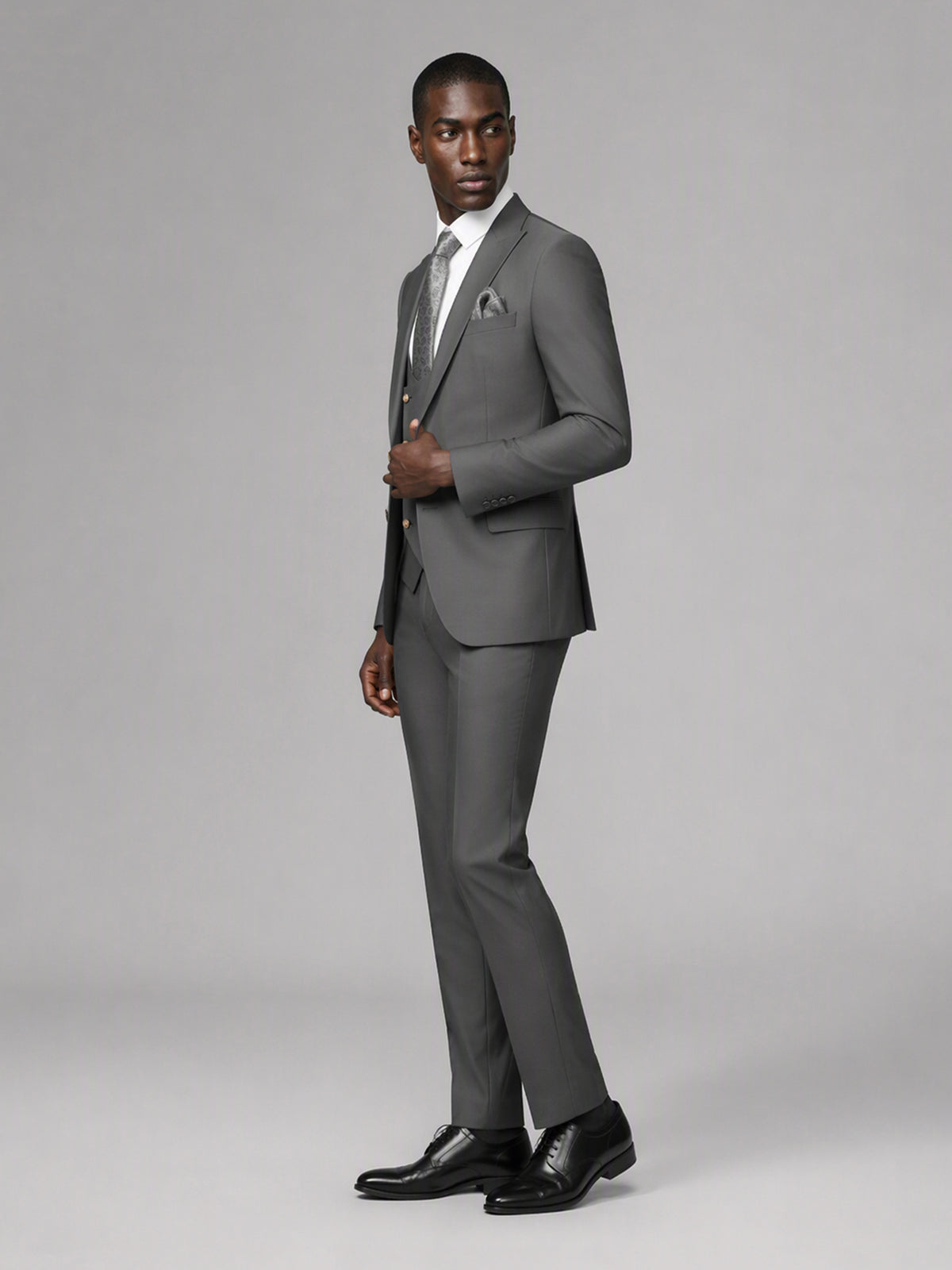 Men's grey 3-piece suit set – back three-quarter view, Savile GA0177