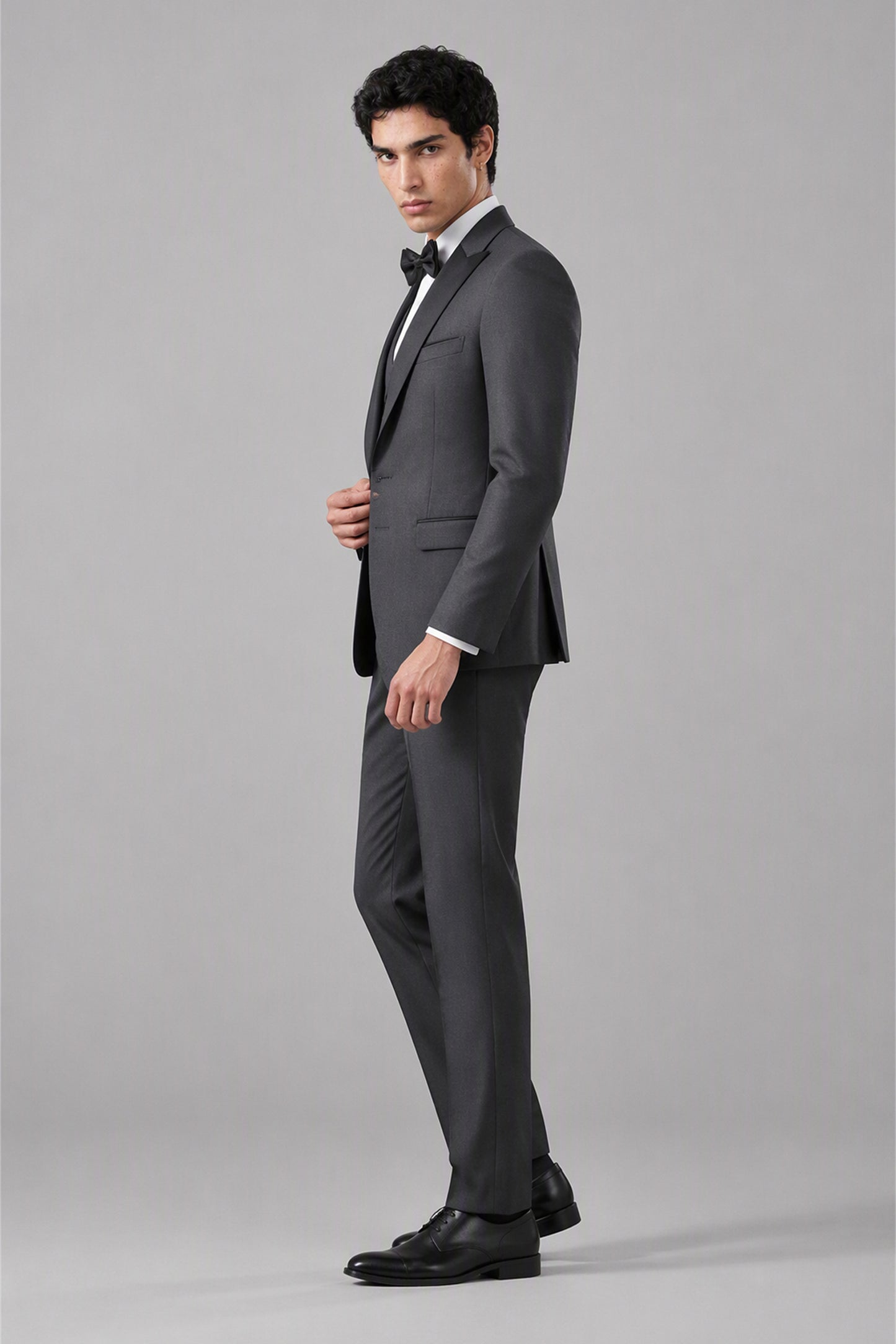Men's Grey Tuxedo 3-Piece Suit – Walking Front View | Savile GA0179