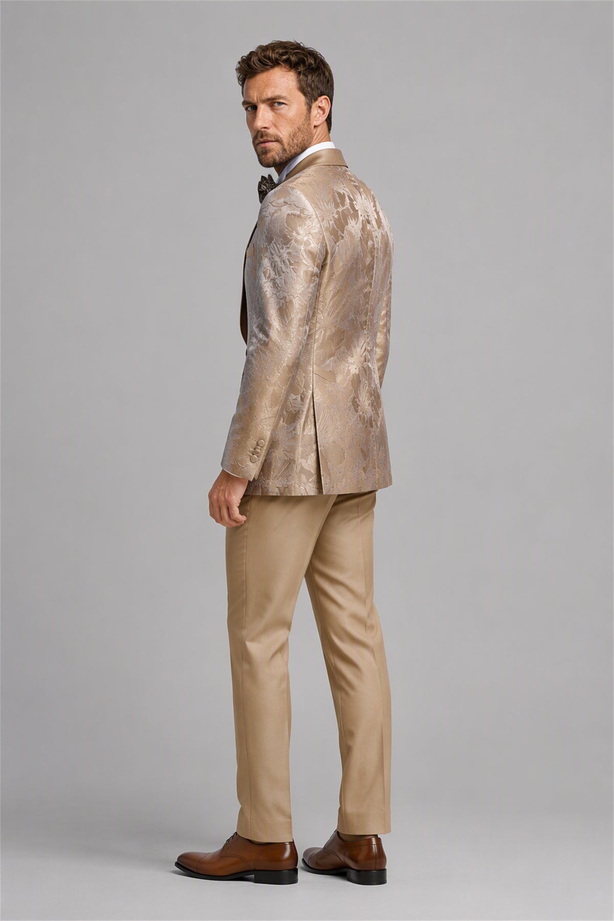 Men's Champagne Gold Floral Jacquard Tuxedo Blazer – Front Upper Body Close-Up | Savile GA0192