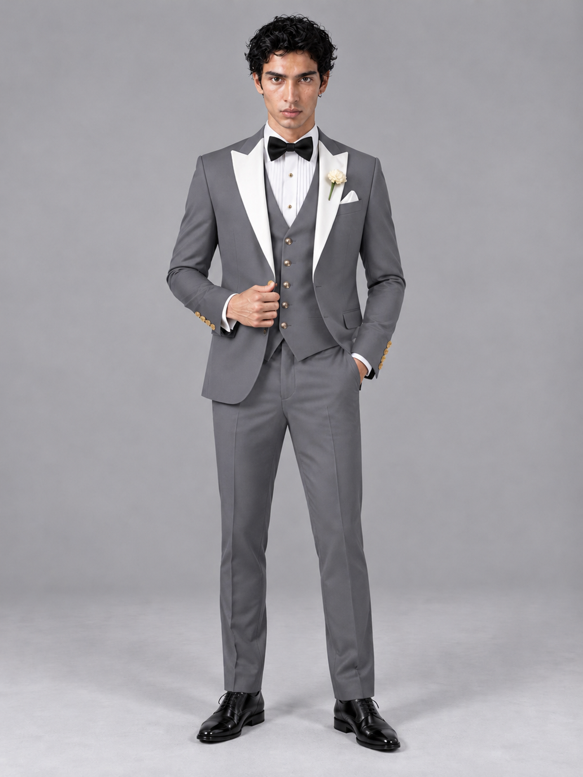 Savile Men's Gray Contrast White Peak Lapel 3-Piece Tuxedo Suit - Gray