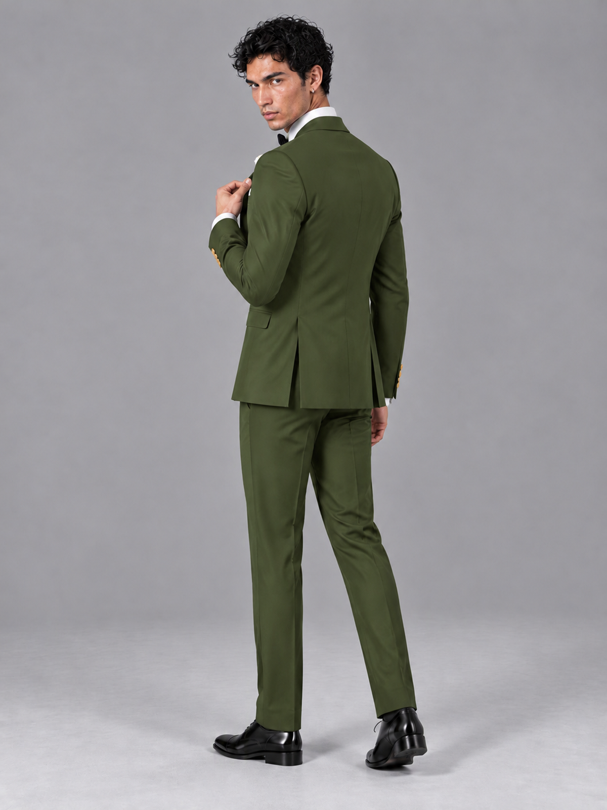 Savile Men's Olive Green Contrast White Peak Lapel 3-Piece Tuxedo Suit - Olive_Green