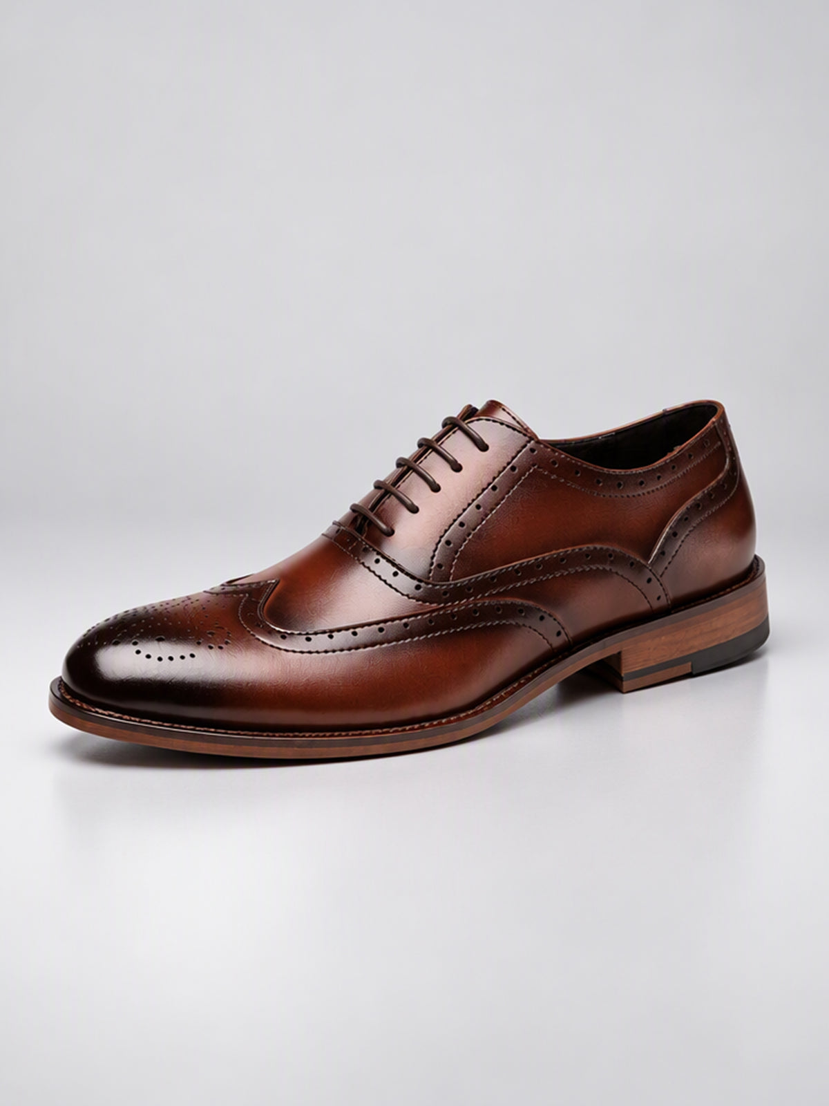 Savile Men's Burnished Brown Wingtip Brogue Oxford Shoes - Single Shoe Side Profile and Perforation Detail