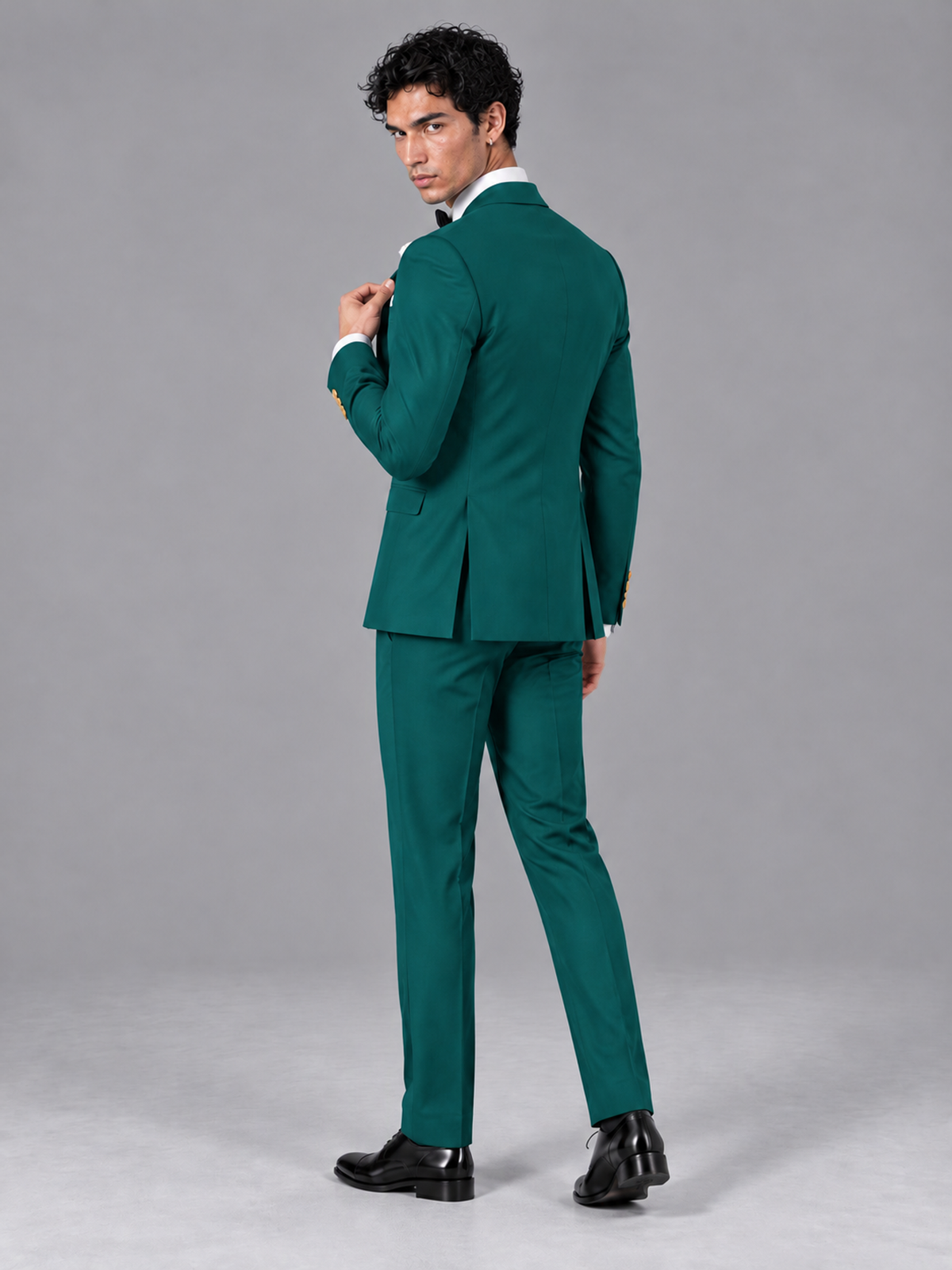 Savile Men's Teal Contrast White Peak Lapel 3-Piece Tuxedo Suit - Teal